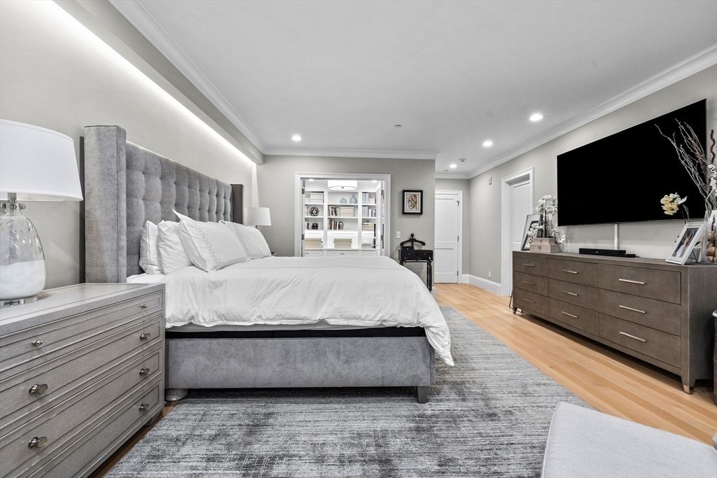 Bedroom, Interior, Recessed Lighting, Wood Texture Flooring