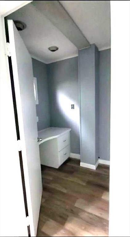 Bathroom, Interior, Recessed Lighting, Wood Texture Flooring