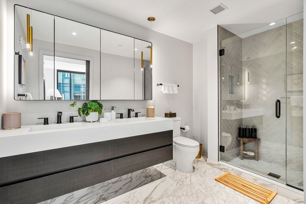 Bathroom, Dual Sink Vanities, Glass Shower, Interior, Marble, Pendant Lights, Recessed Lighting