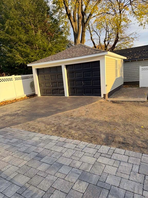 Detached Garage, Exterior