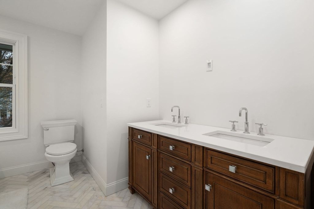 Bathroom, Dual Sink Vanities, Interior, Marble