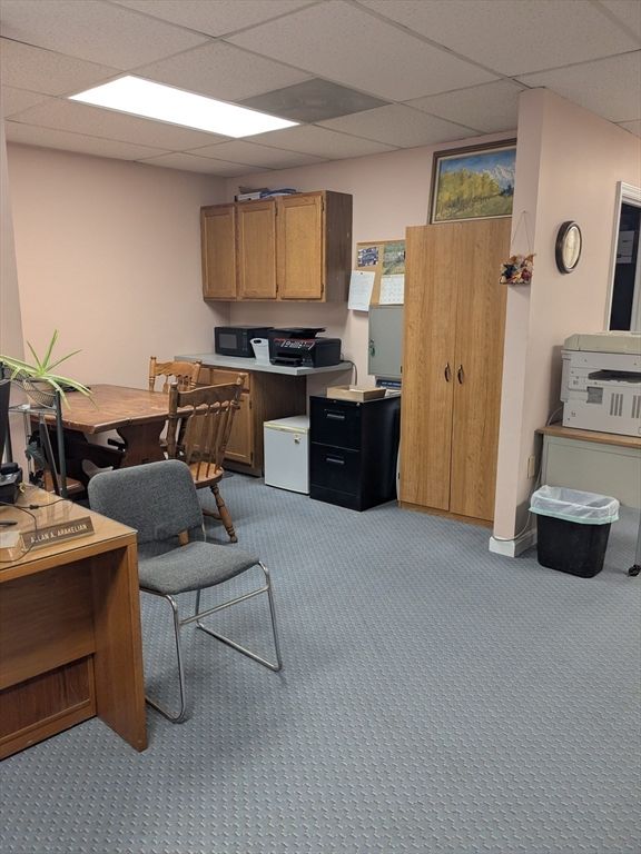 Home Office, Interior