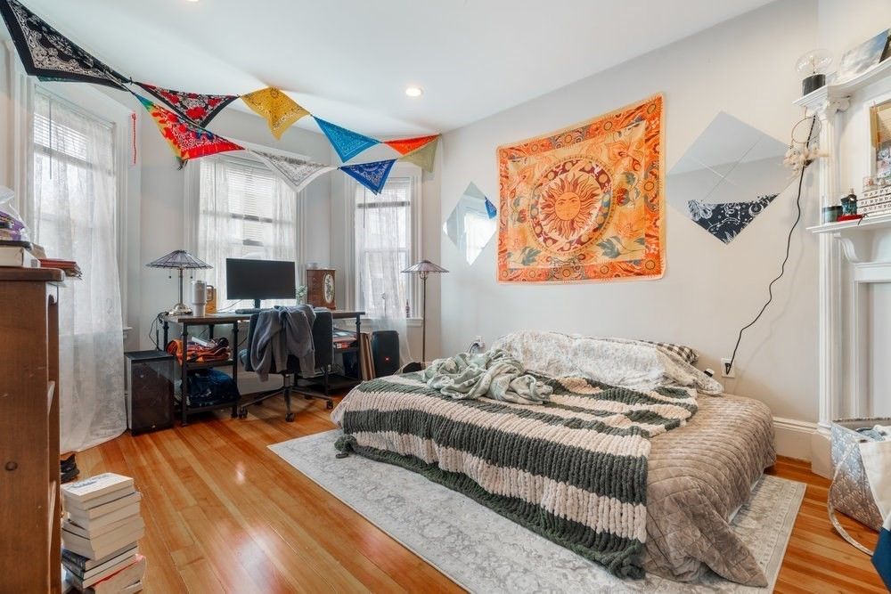 Bedroom, Home Office, Interior, Recessed Lighting, Wood Texture Flooring