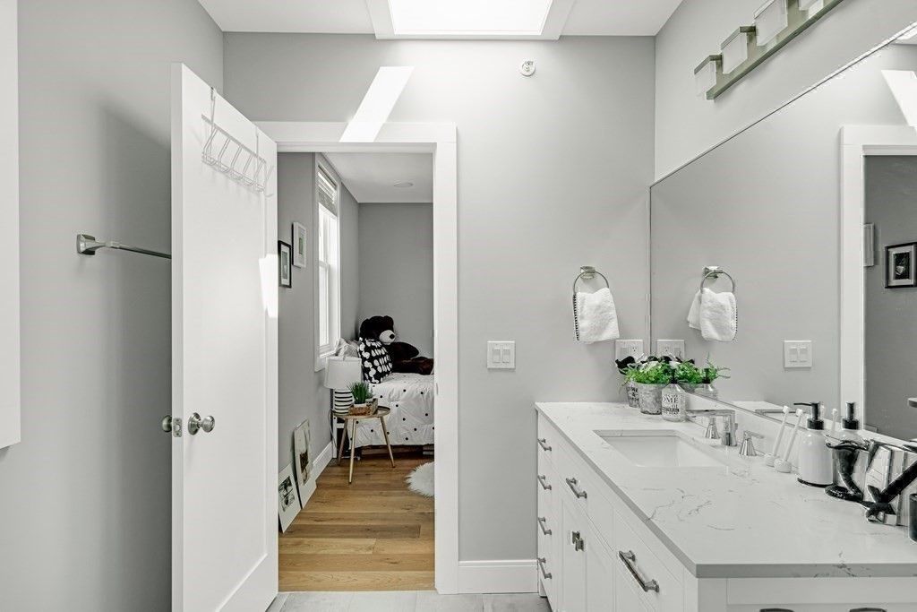 Bathroom, Dual Sink Vanities, Interior, Wood Texture Flooring