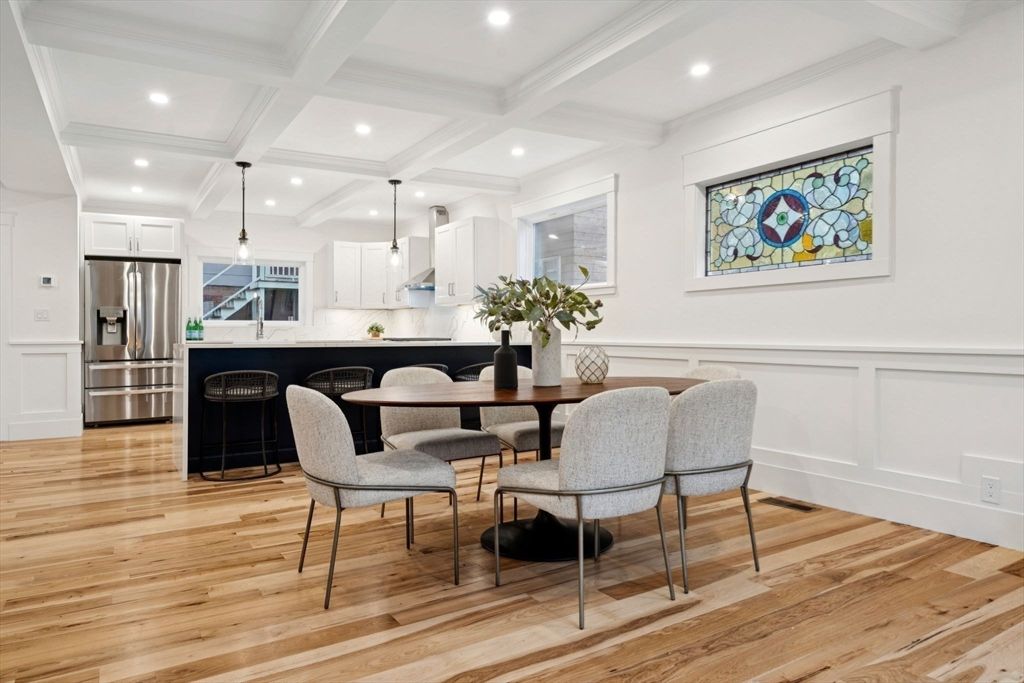 Dining room, Interior, Kitchen, Pendant Lights, Recessed Lighting, Stainless Steel Appliances, Wood Texture Flooring