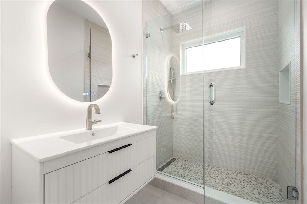 Bathroom, Glass Shower, Interior