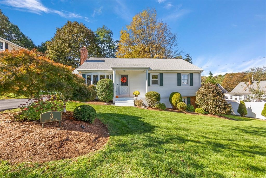 Backyard, Exterior, Facade, Cape Cod