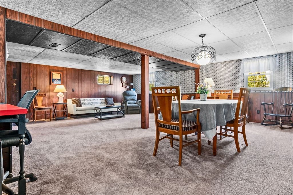 Dining room, Interior, Living room, Pendant Lights, Wooden Walls