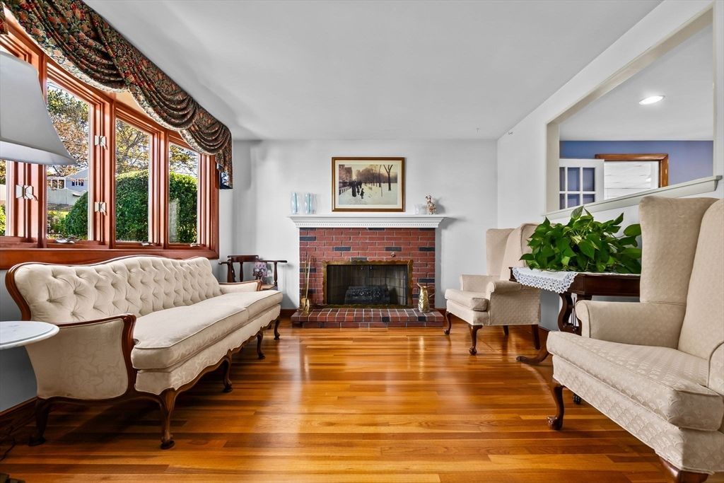 Fireplace, Interior, Recessed Lighting, Wood Texture Flooring
