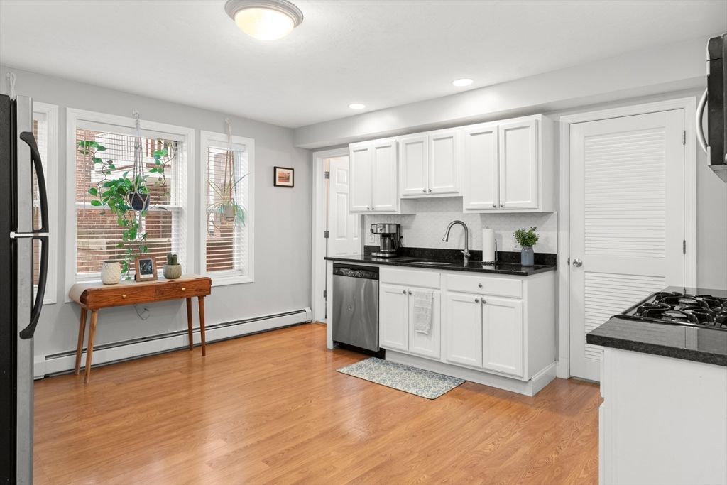 Interior, Kitchen, Recessed Lighting, Wood Texture Flooring