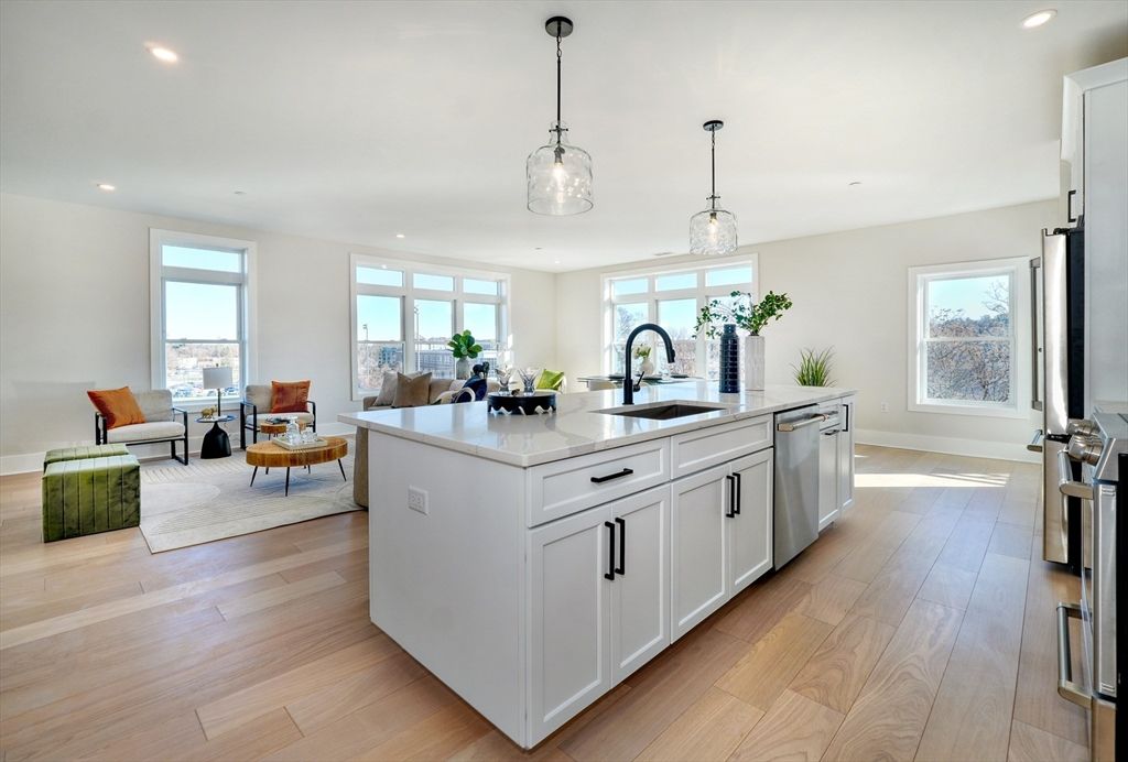 Interior, Kitchen, Living room, Pendant Lights, Recessed Lighting, Wood Texture Flooring