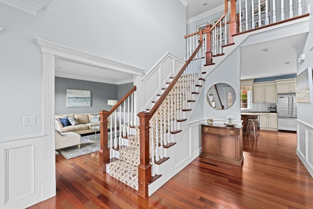 Dining room, Interior, Kitchen, Living room, Recessed Lighting, Wood Texture Flooring