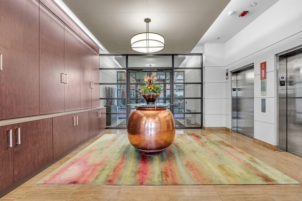 Elevator, Interior, Pendant Lights