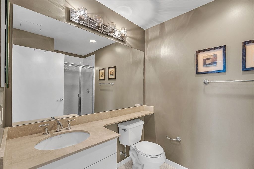 Bathroom, Interior, Recessed Lighting