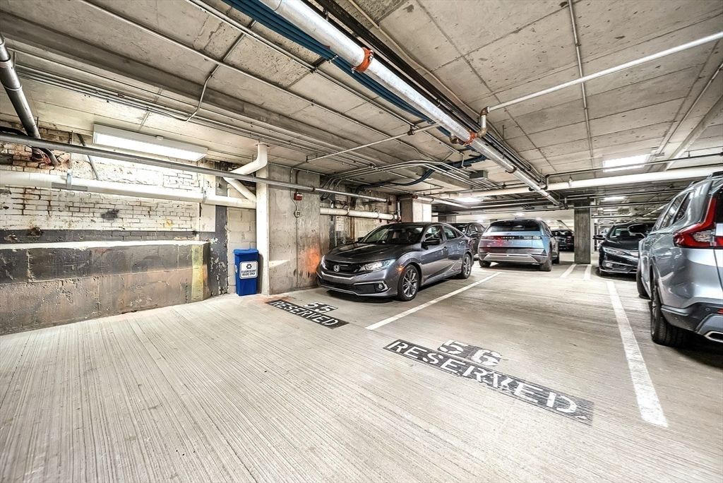 Garage, Interior