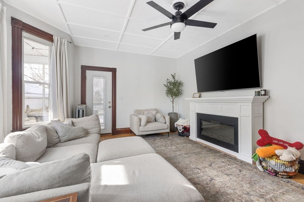 Fireplace, Interior, Living room, Wood Texture Flooring