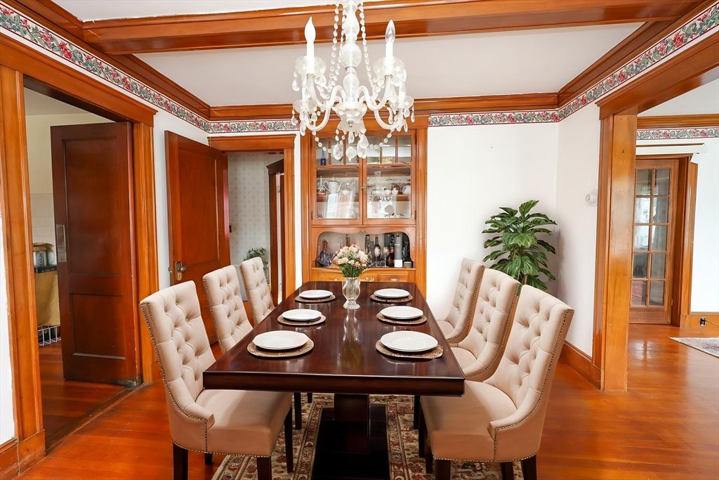 Chandelier, Dining room, Interior, Wood Texture Flooring