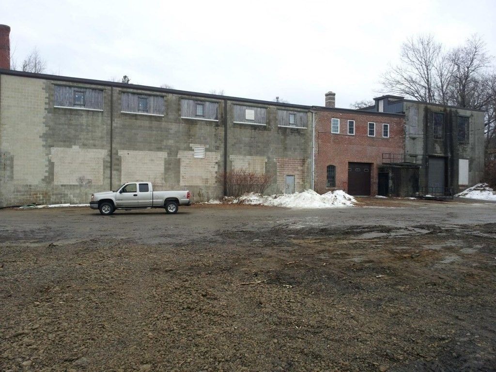 Backyard, Exterior, Facade, Brick Facade, Rowhouse