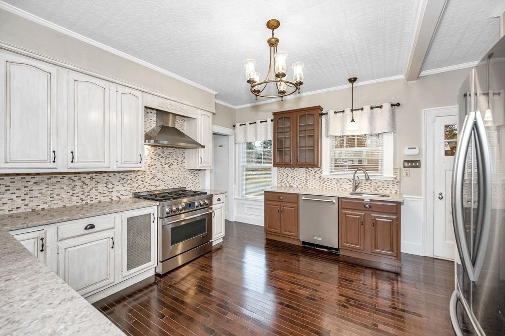 Chandelier, Interior, Kitchen, Pendant Lights, Stainless Steel Appliances, Wood Texture Flooring