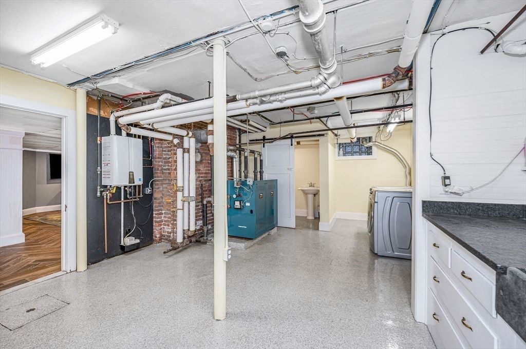 Interior, Stone Walls, Washer