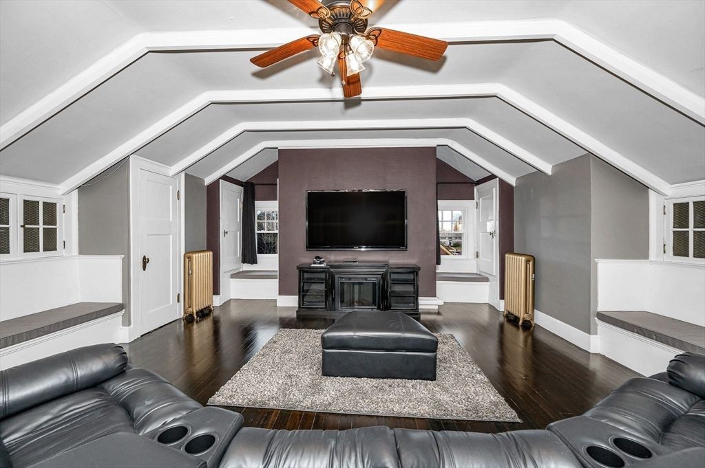 Home Theatre Room, Interior, Wood Texture Flooring