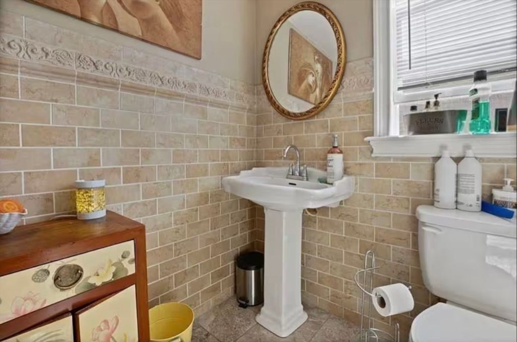 Bathroom, Interior, Stone Walls