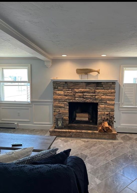 Fireplace, Interior, Recessed Lighting