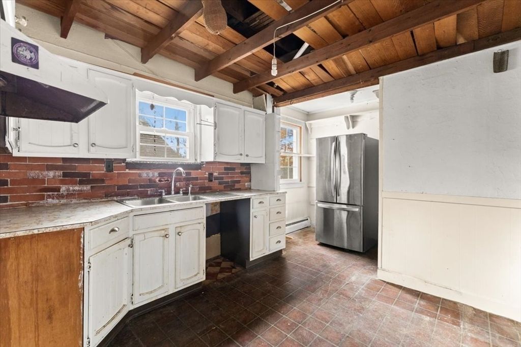 Interior, Kitchen, Wooden Beams, Wooden Ceilings