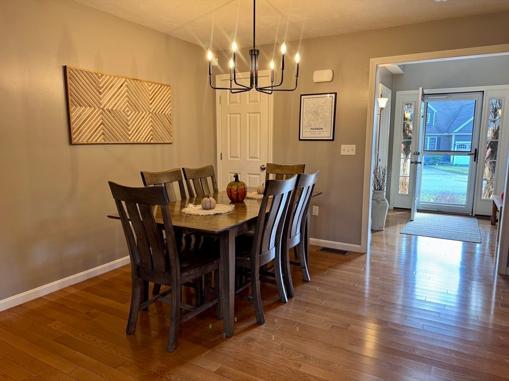 Chandelier, Dining room, Interior, Wood Texture Flooring