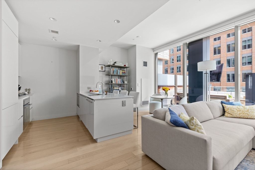 Interior, Kitchen, Living room, Recessed Lighting, Wood Texture Flooring