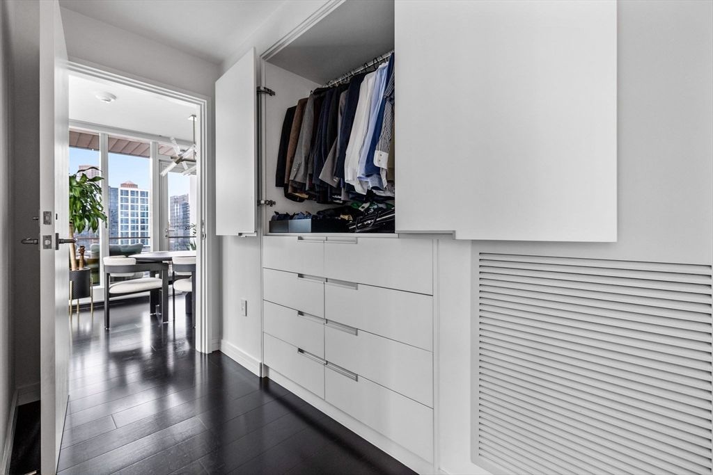 Interior, Walk-in Closets, Wood Texture Flooring