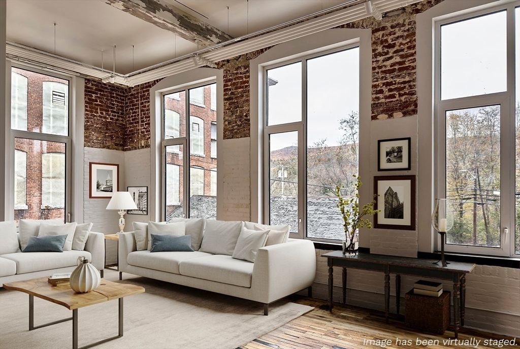 Interior, Living room, Pendant Lights, Stone Walls, Wood Texture Flooring