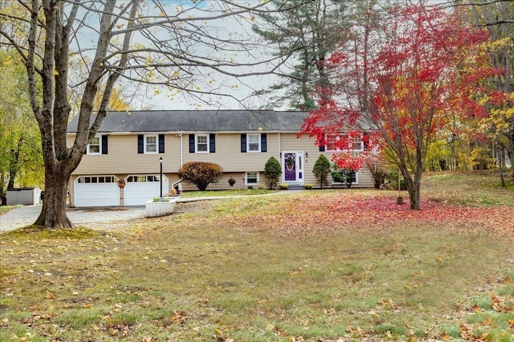 Attached, Backyard, Exterior, Facade, Cape Cod