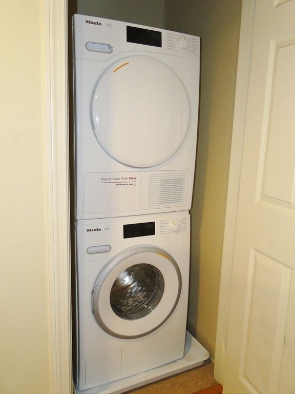 Interior, Utility Closets, Washer