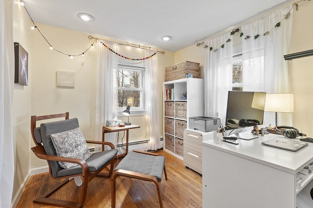 Home Office, Interior, Recessed Lighting, Wood Texture Flooring