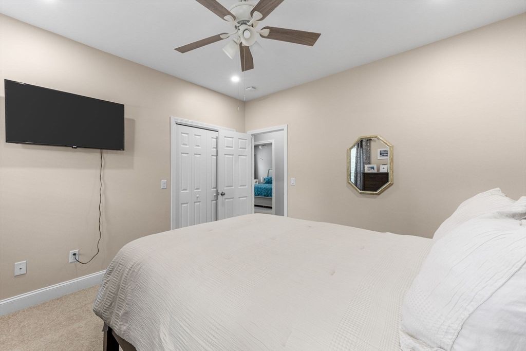 Bedroom, Interior, Recessed Lighting
