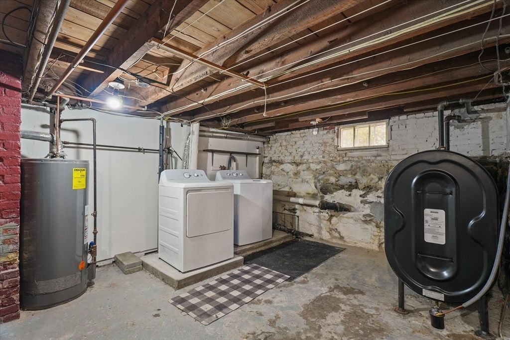 Interior, Stone Walls, Washer, Wooden Beams