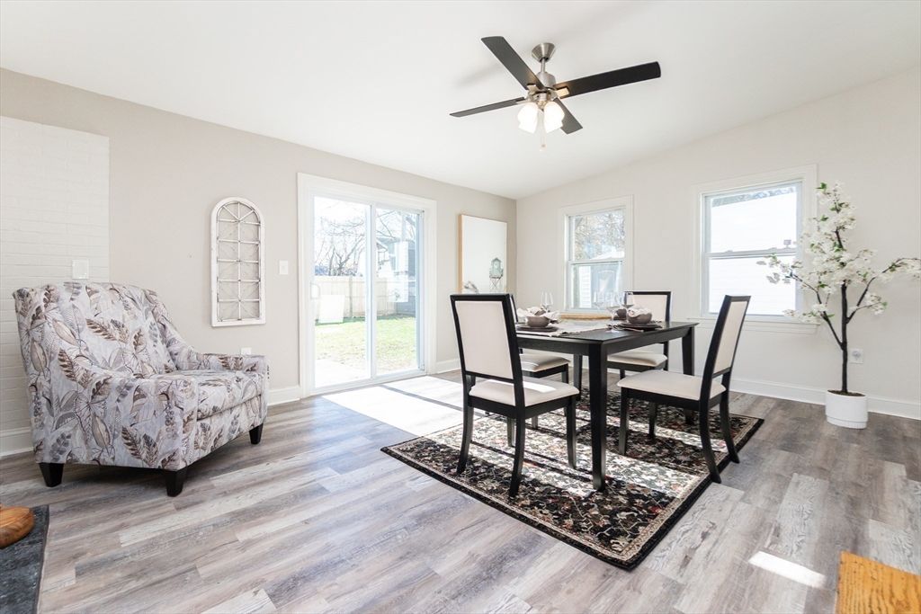 Dining room, Interior, Wood Texture Flooring