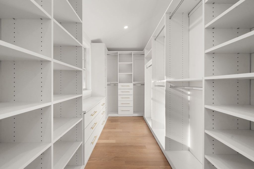 Interior, Recessed Lighting, Walk-in Closets, Wood Texture Flooring