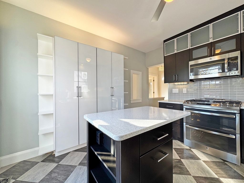 Interior, Kitchen, Stainless Steel Appliances