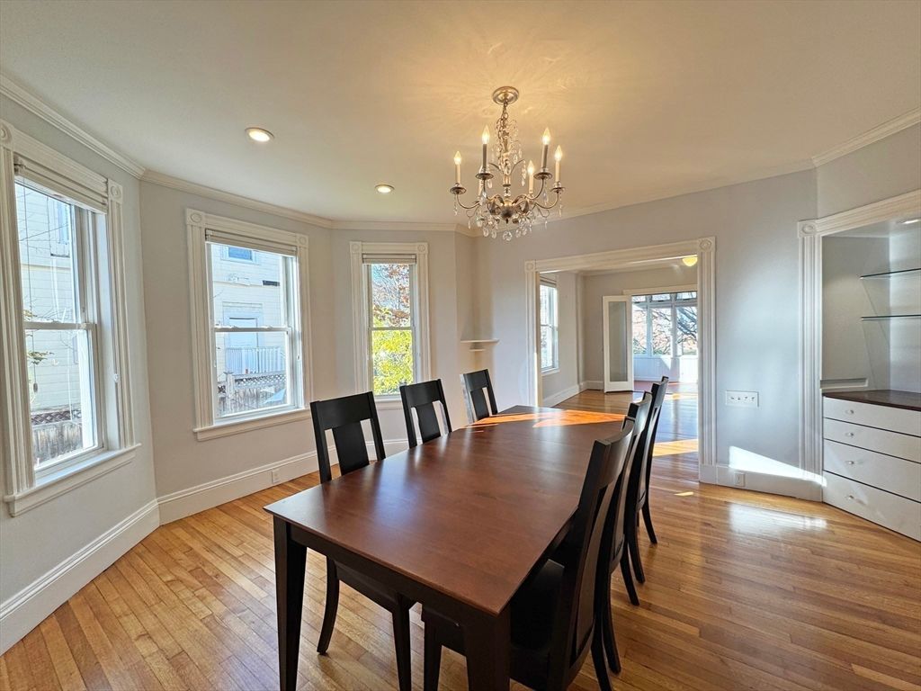 Chandelier, Dining room, Interior, Recessed Lighting, Wood Texture Flooring