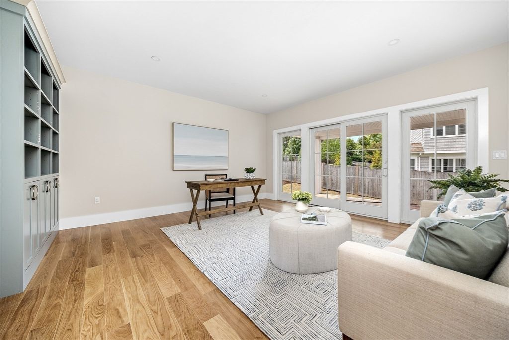 Home Office, Interior, Living room, Recessed Lighting, Wood Texture Flooring