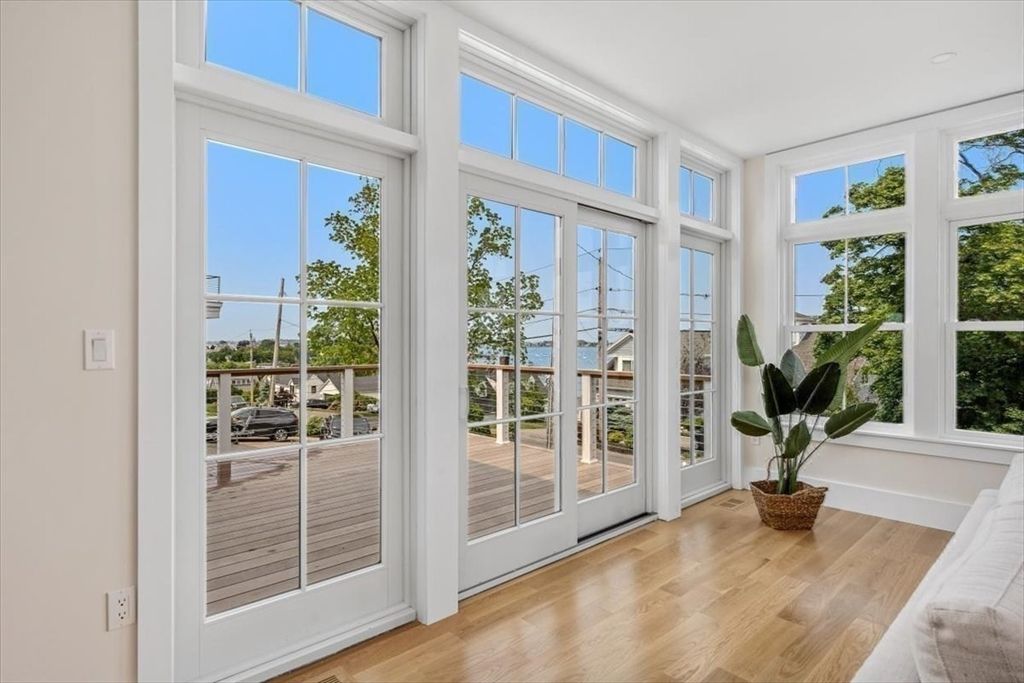 Interior, Sun Room, Water, Wood Texture Flooring