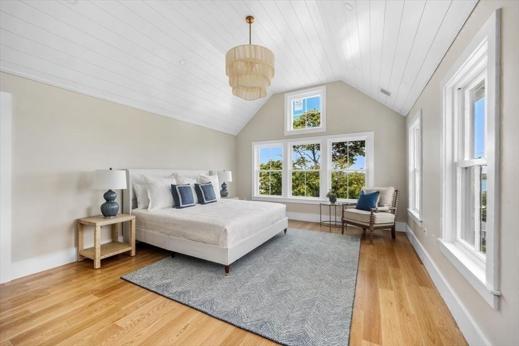 Bedroom, Interior, Pendant Lights, Wood Texture Flooring