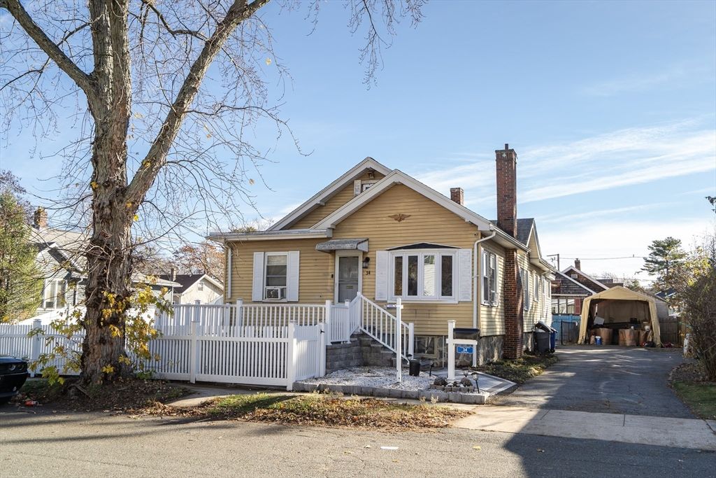 Detached Garage, Exterior