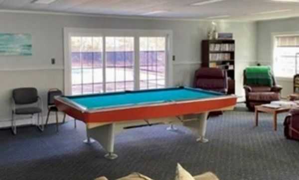 Billiard Table, Game Room, Interior