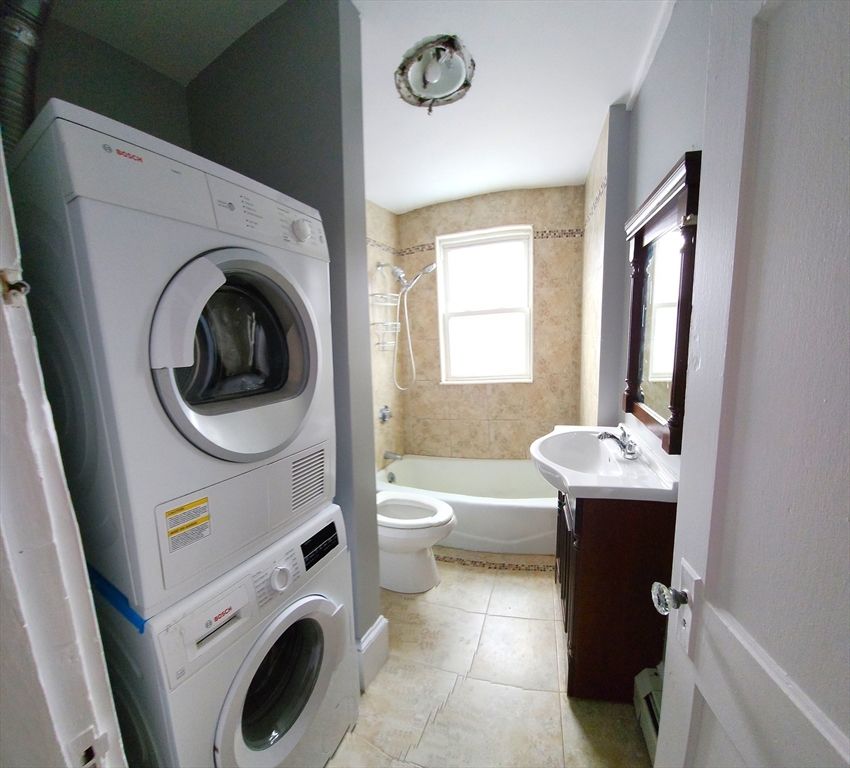 Bathroom, Interior, Utility Closets, Washer