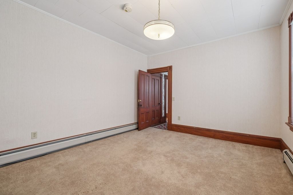 Empty room, Interior, Pendant Lights
