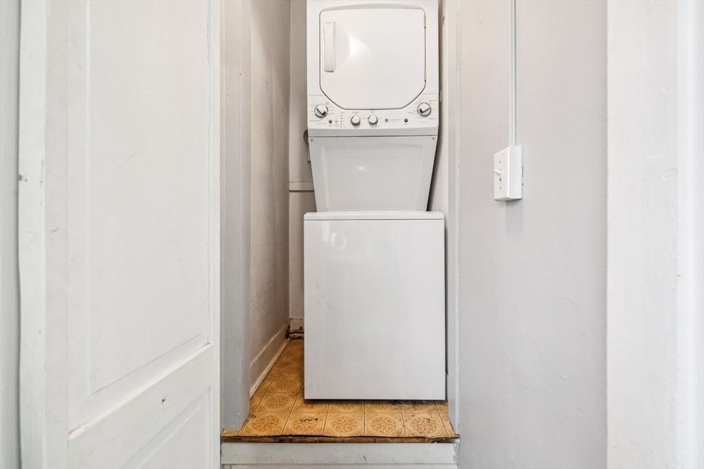 Interior, Utility Closets, Washer