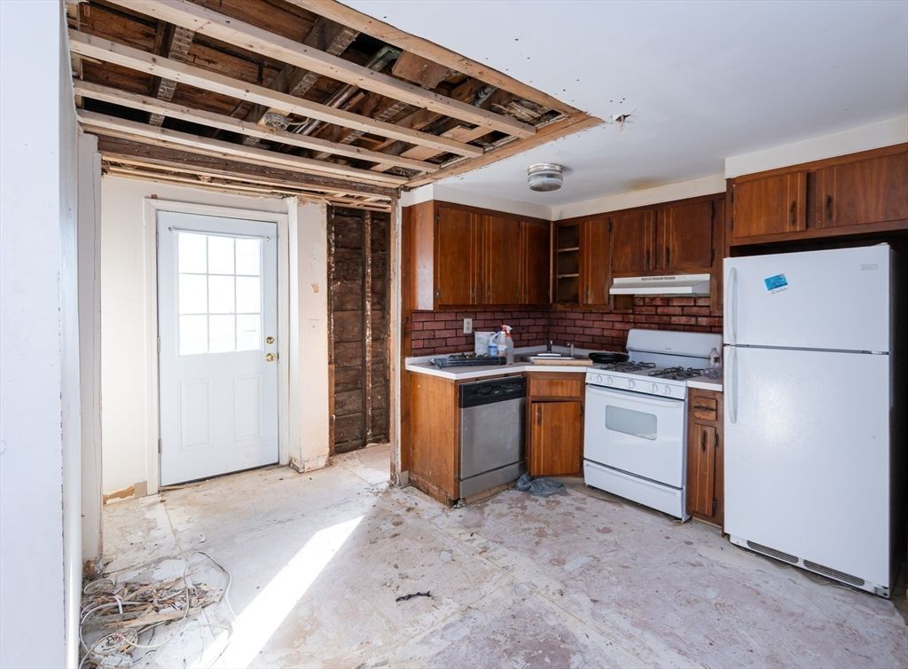 Interior, Kitchen, Wooden Beams